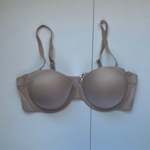 Convertible strapless nude bra